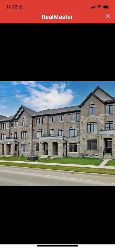 East Gwillimbury townhouse for rent