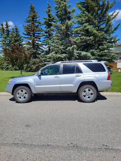 Female Driven, well maintained. Toyota 4 Runners are built on a truck body. In 2021 ,2nd Toyota Moto...