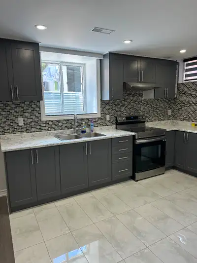 Beautiful 2 bedroom legal basement, large windows, full bath, sep ent. Available anytime, no pet, on...