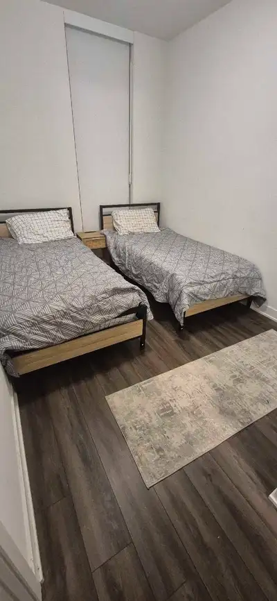 shared room girls only