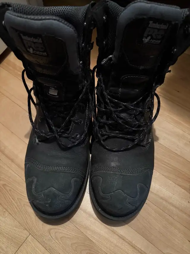 bottes de travail in Men's Shoes in City of Montréal - Image 2