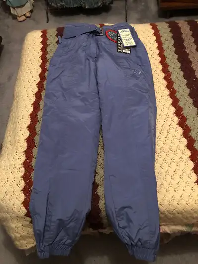 Women's Ski Pants Size Small, View more