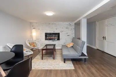 Two bedroom and one bathroom apartment in a house 800 per room, utilities is extra Three students li...