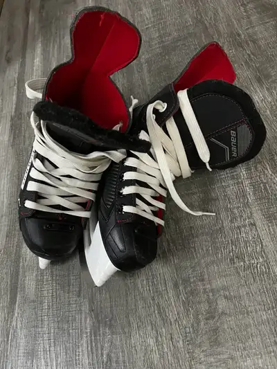 Bauer skates  size 2 , View more
