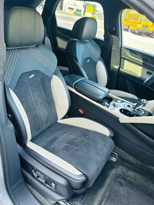 Bentley Bentayga S Carbon Pack552033546981222405