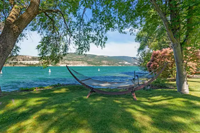 Lakefront Gem in Houses for Sale in Kelowna - Image 18