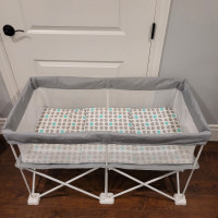 Regalo My Crib Portable Bassinet 