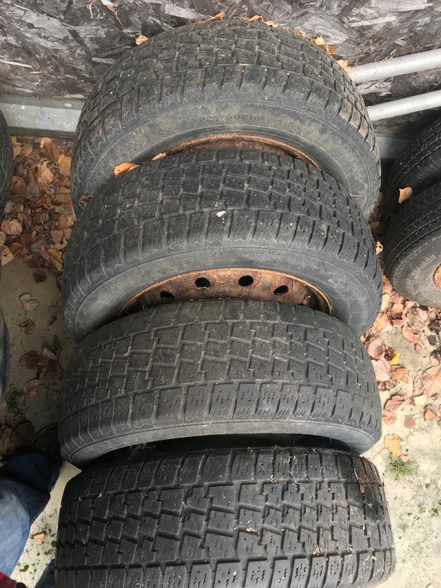 Dodge caravan winter tire in Tires & Rims in Thunder Bay - Image 2