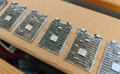 HO scale train boxcar doors (set of 10), View more