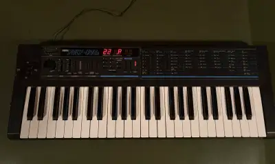 Korg Poly-800 II, View more