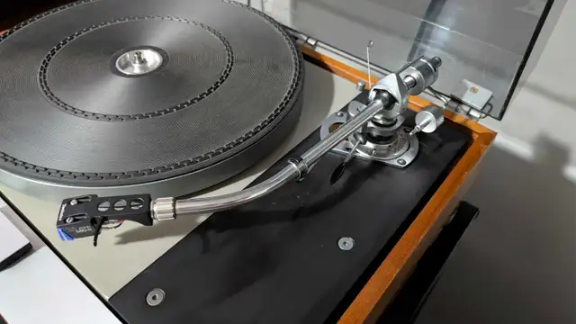 Thorens TD-125/SME 3009 Turntable. in Stereo Systems & Home Theatre in Oshawa / Durham Region - Image 8