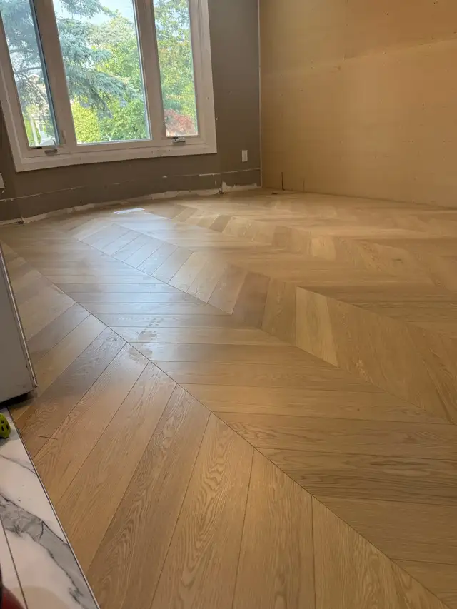 flooring467773128138434561