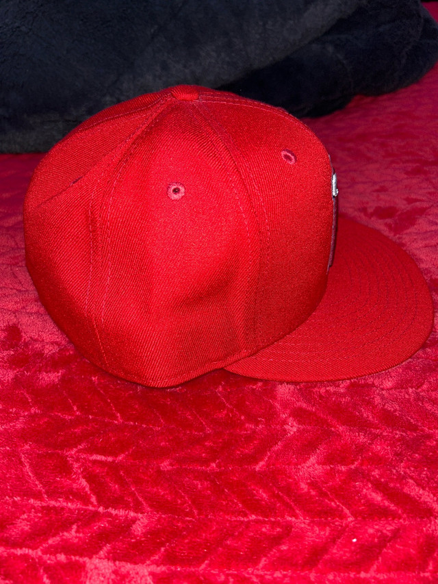 New era 58fifty Red La Angels Fitted Hat Size 7 3/8 Black UV in Other in Hamilton - Image 3