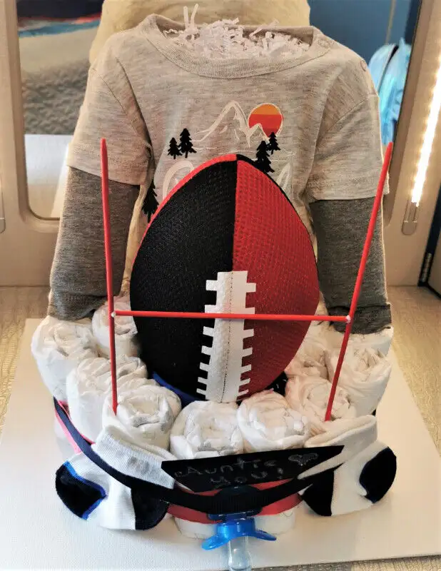 MY DIAPER CAKE CREATIONS in Bathing & Changing in Guelph - Image 8