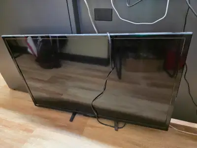 42" TV $50, View more