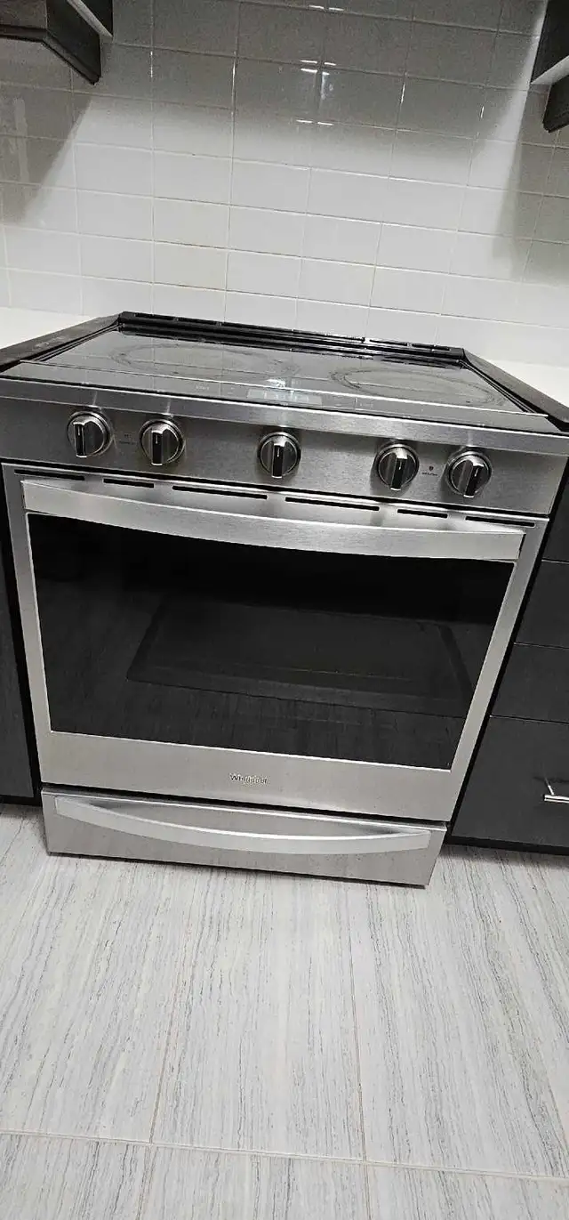 Whirlpool smart cooking range with wifi in Stoves, Ovens & Ranges in Barrie - Image 11