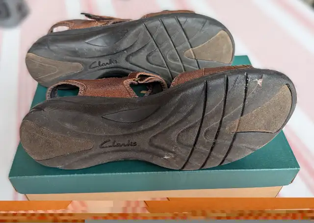 Clarks Women's Sandals Size 10M in Women's - Shoes in Kitchener / Waterloo - Image 8