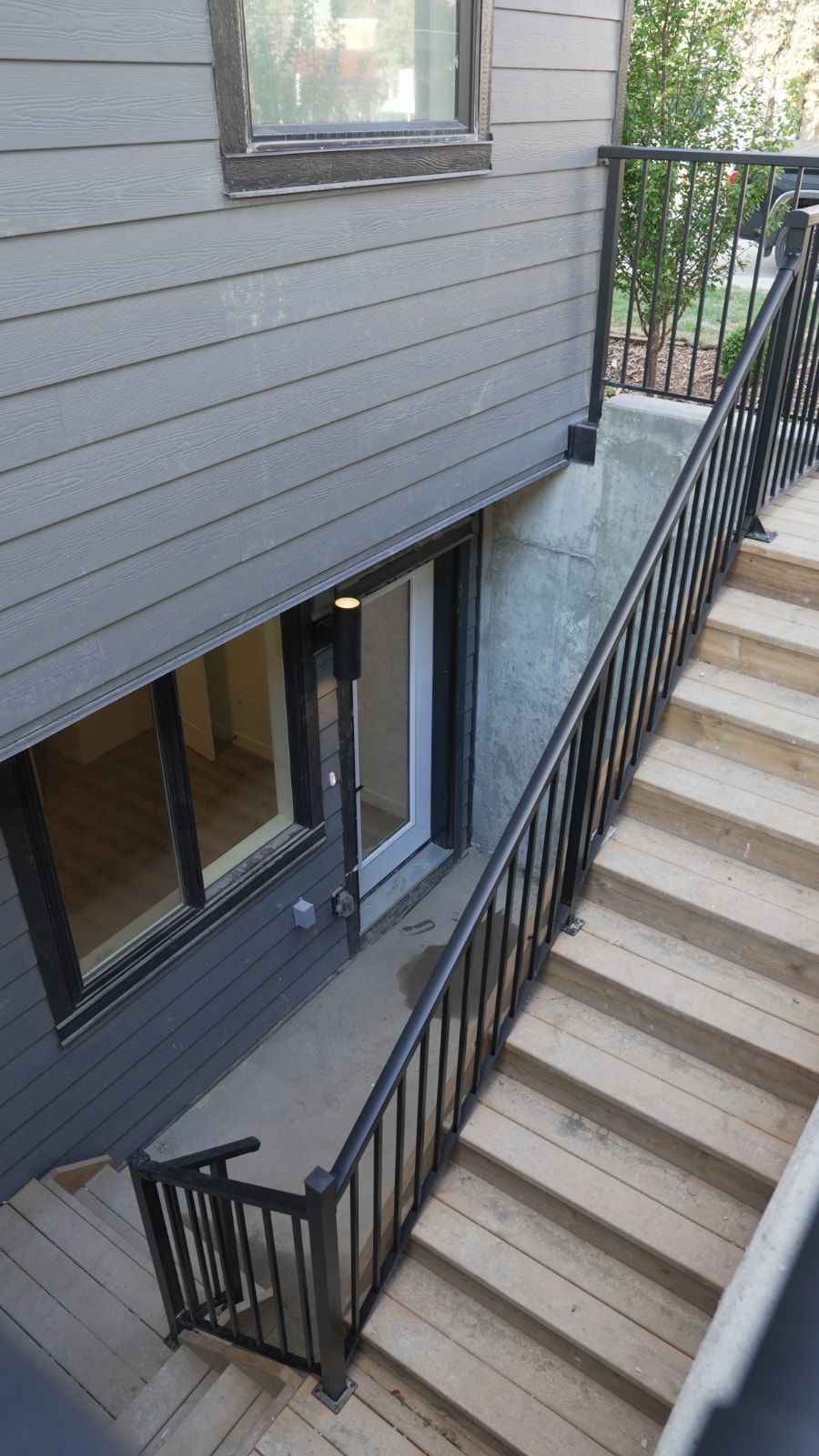 FOR RENT: Highland Park Basement Suites 2