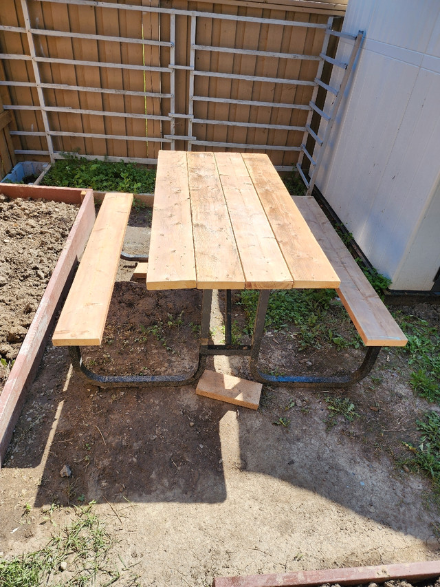 Garden Table in Patio & Garden Furniture in Markham / York Region