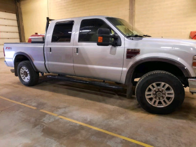 2008 Ford F350 Lariat 1 ton diesel (RETIREMENT SALE)