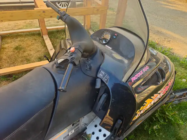 SKI  DOO in Snowmobiles in Penticton - Image 2