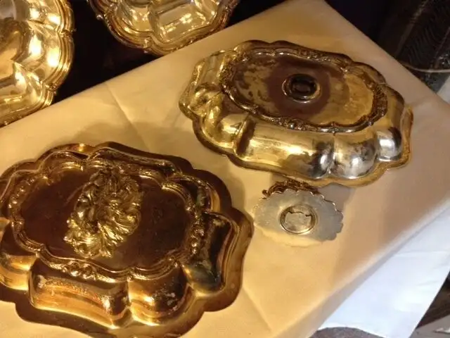 'Kents Limited' Antique Silverplate Lidded Serving Dishes62863260498434123