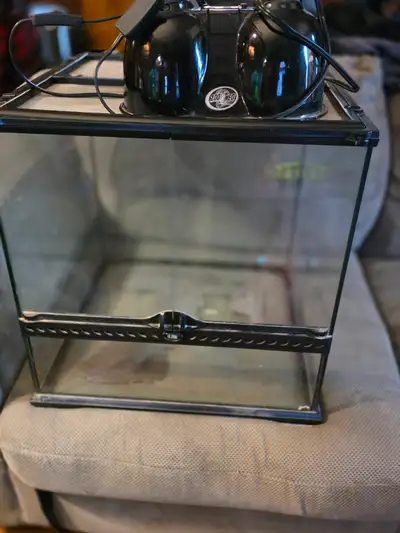Exo-terra Glass Terrarium with Zoo Med Dual Dome Light Fixture, View more