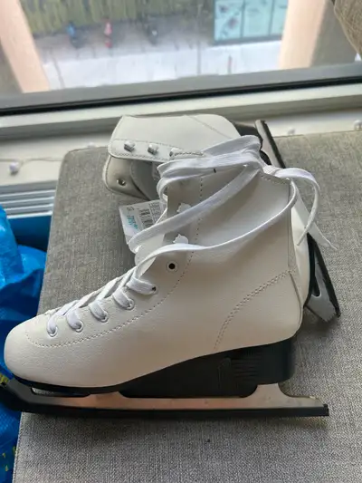 Vends patin à glace utilisé 2,3 fois