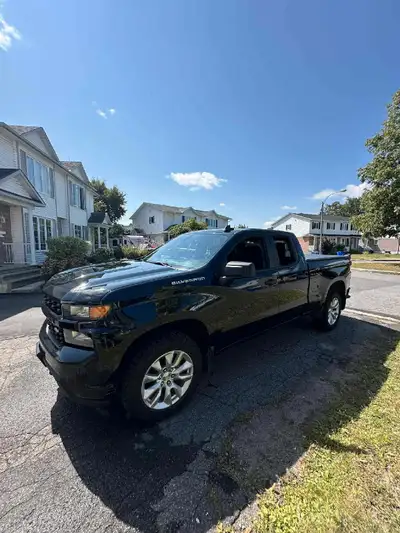 Chevrolet Silverado 1500 2020 4x4 V8 custom 189 000km Mécanique A1