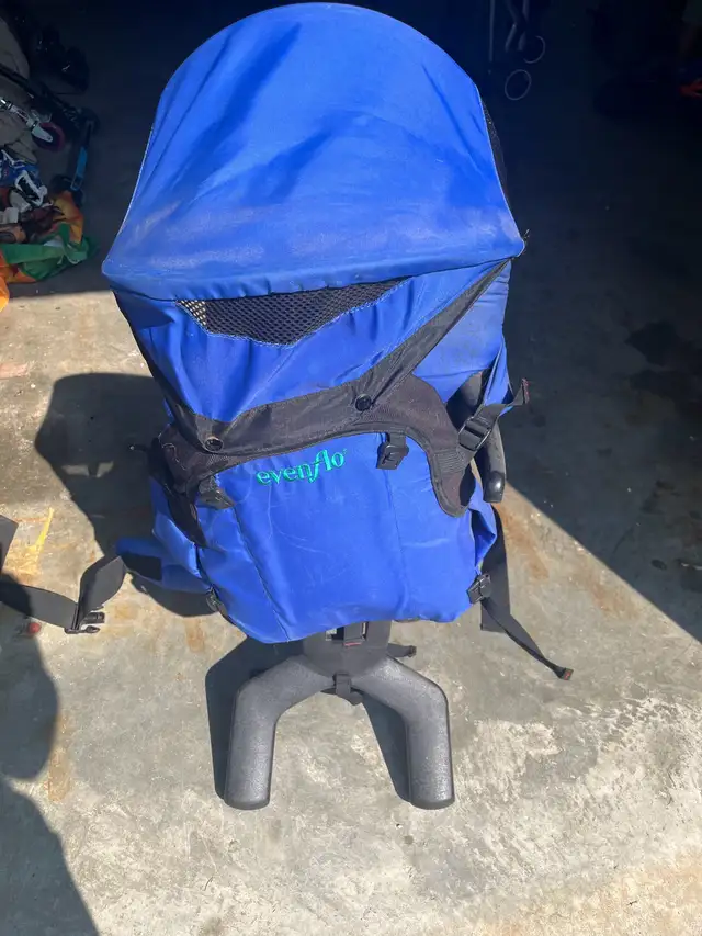 Evenflow Carrier in Strollers, Carriers & Car Seats in North Bay - Image 3