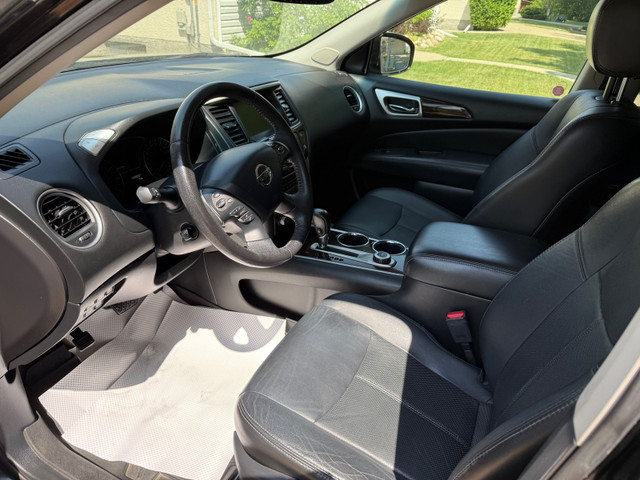 2013 Platinum Nissan Pathfinder in Cars & Trucks in St. Albert - Image 4