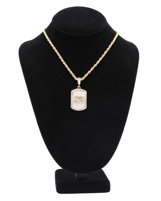 23 jordan 30" Byzantine Chain W/ Crystal Pendant in Jewellery & Watches in St. Catharines - Image 2