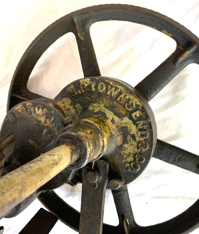 Antique Ball Bearing Lawn Mower in Arts & Collectibles in Hamilton - Image 4
