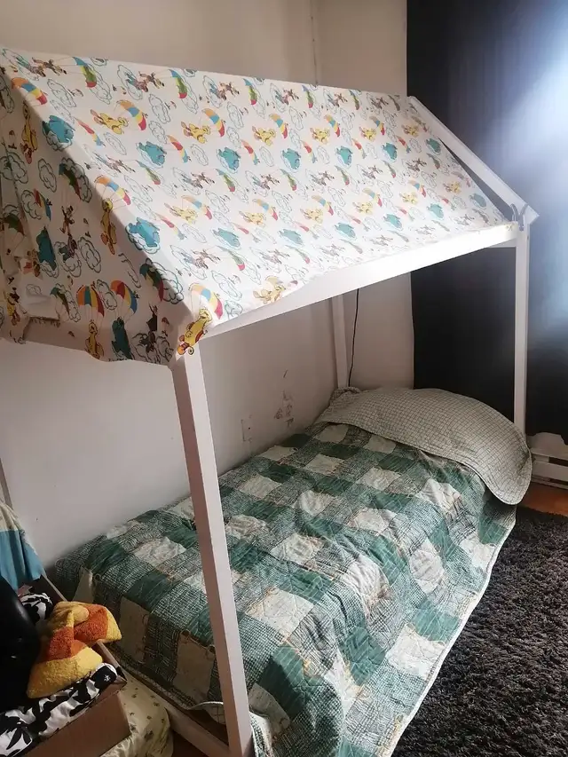 Simple light for children from 1 year to 13 years62865712268290121
