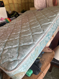 Free queen mattress 