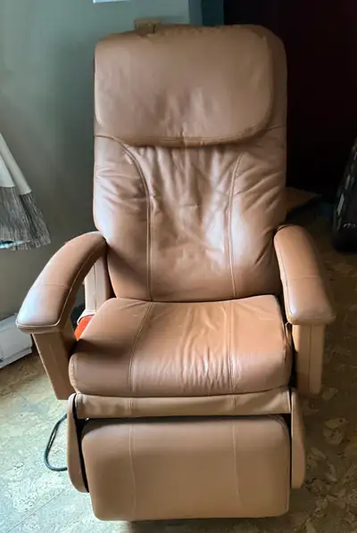 Massage chair with remote. Works great!
