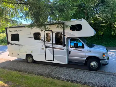 Make lifelong memories with the whole family in this reliable, easy-to-drive ALP Adventurer Class C...