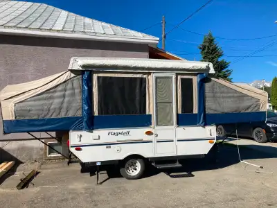 REDUCED PRICE - 2009 Forest River Flagstaff Pop-Up Tent Trailer – Recently Serviced Selling our 2009...