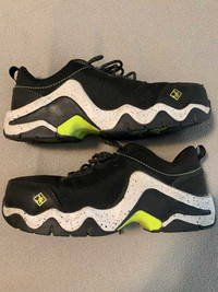 Terra Womans steel toe shoes size 8