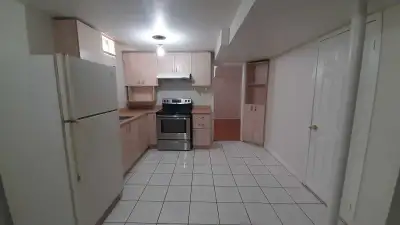 One Bed one Bath basement with separate entrance Brampton