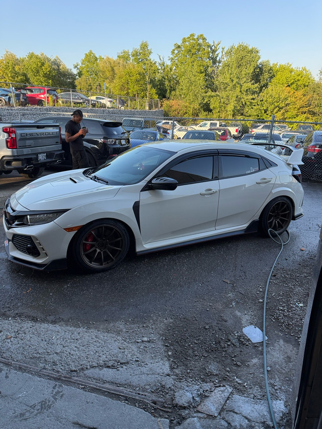 2018 Civic Type R in Cars & Trucks in Markham / York Region - Image 4