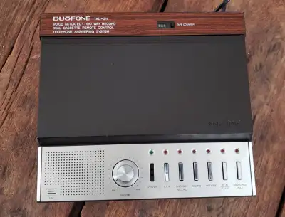 REALISTIC Telephone Answering Machine, View more