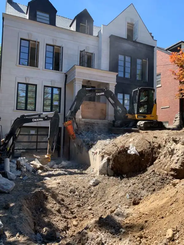 HOME ADDITIONS EXCAVATION MINI EXCAVATORS DEMOLITION CONCRETE in Excavation, Demolition & Waterproofing in Oakville / Halton Region - Image 11