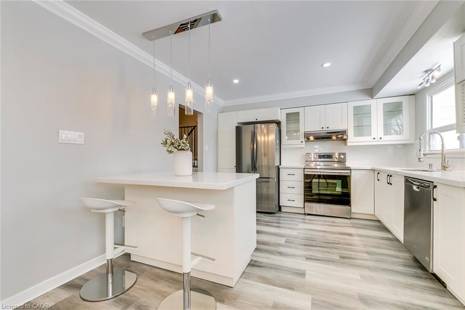 Burlington 3 Bed 2 Bath Full Home 3