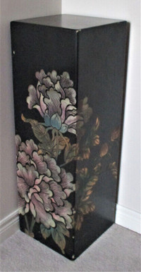 Wooden Black Lacquer Hand Carved Painted Plant Pedestal Stand