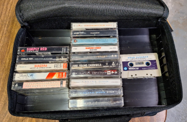 Malette pour cassettes audio vintage dans Autre  à Ville de Montréal