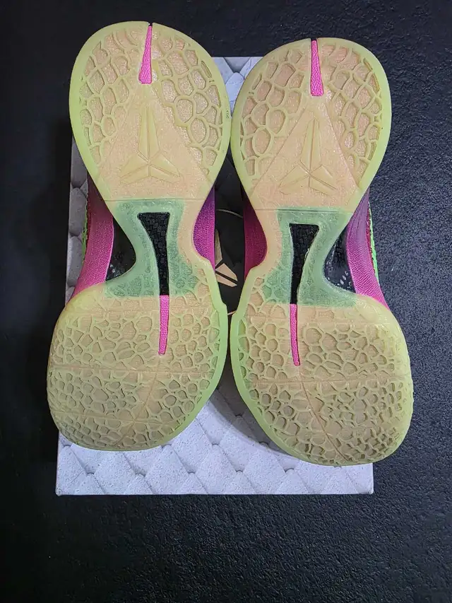 Kobe 6 Mambacurial in Men's Shoes in Mississauga / Peel Region - Image 7