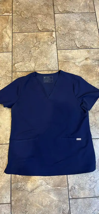 Figs Casma scrub top sz L, View more