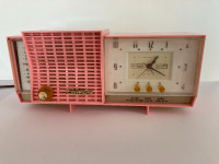 Vintage 1950s Barbie Pink Radio Silvertone 8027 MCM Works Well