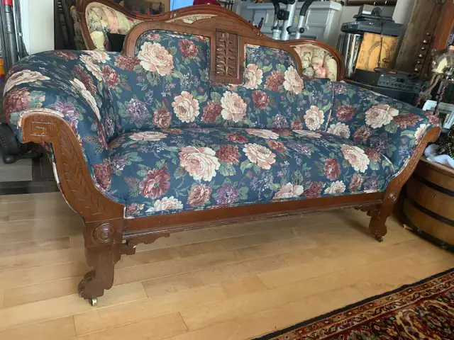 Selection of antique furniture in Multi-item in Kitchener / Waterloo - Image 6